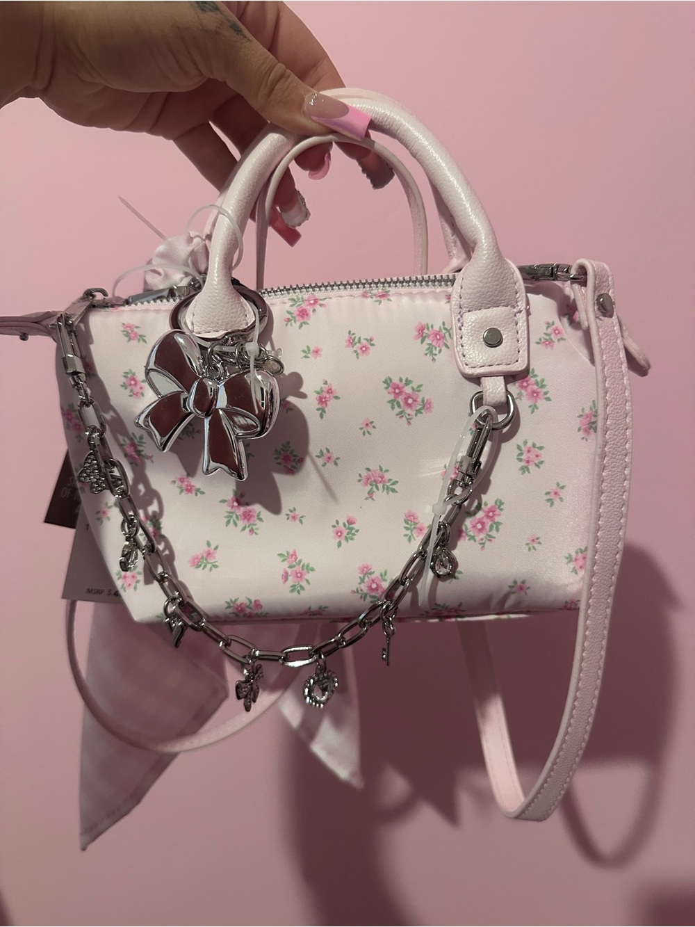 🌸NEW Light Pink Madden Girl Floral Crossbody bag w/ bag charms & Scrunchie🌸🎀